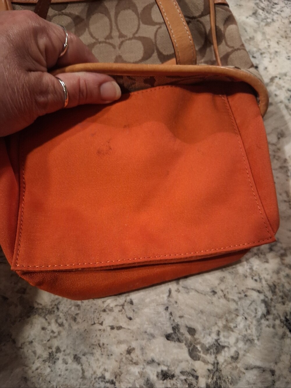 🦋Coach Tote If You Buy This Bag"🦋 You Get To Pick One Of The 2 Items Free🦋 - Picture 7 of 11